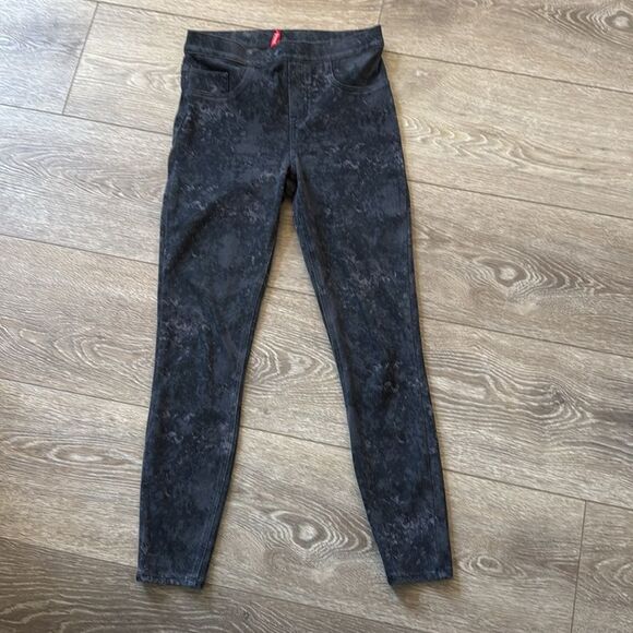 Spanx By Sara Blakely Gray Marble High Rise Jean-Ish Leggings Size Medium - Picture 2 of 7